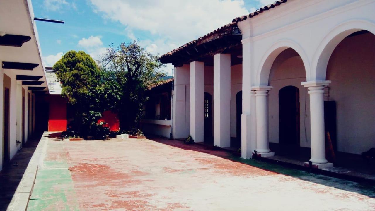Fandango San Cristobal de las Casas Exterior foto